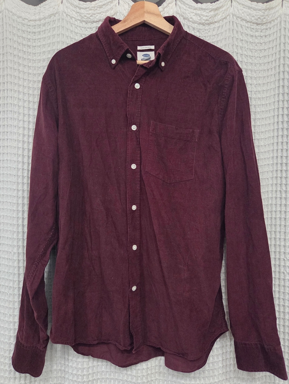 Old Navy Men's LARGE Long-Sleeve Corduroy Button-Down Shirt. 100% Cotton